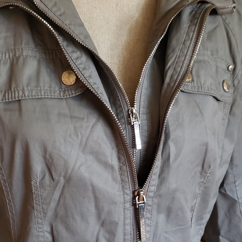 Laundry Jacket - image 6